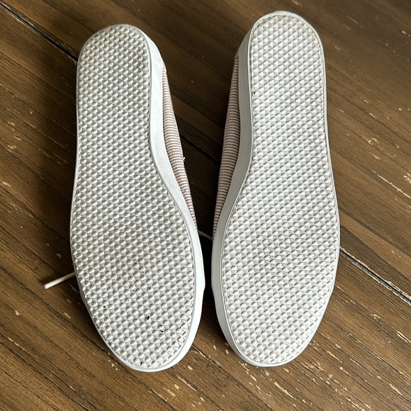 Vans shoes 6.5 - Picture 2 of 7